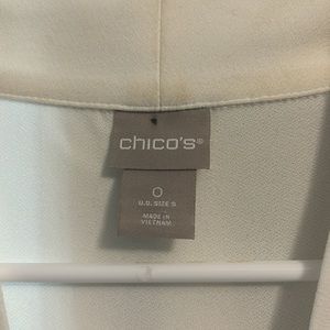 Light creamy white top for party’s and events!